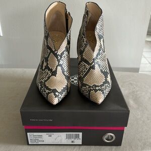 Vince Camuto Black and Tan Ankle Booties Snakeskin Print